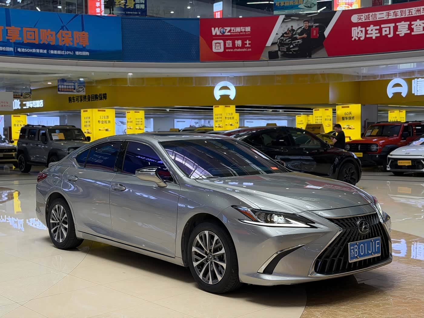 Lexus ES