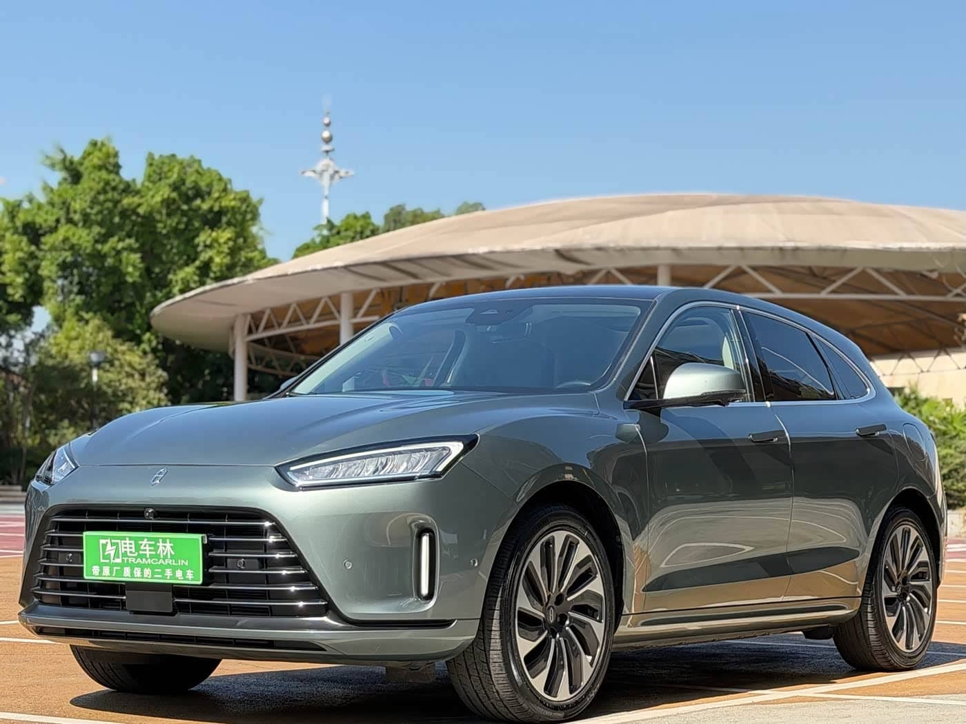 AITO Wenjie AITO M5