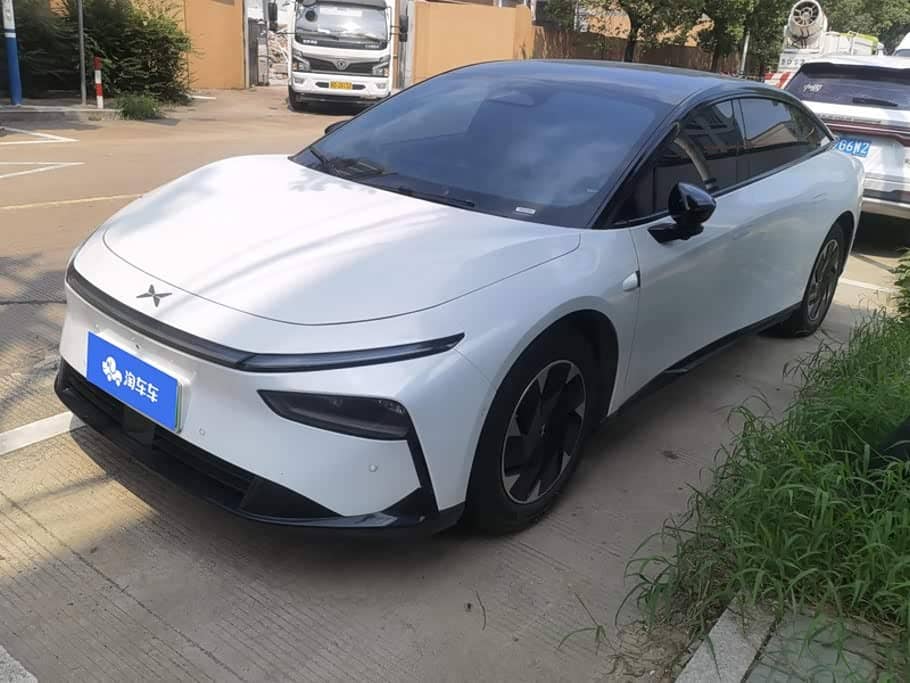 XPeng P7+
