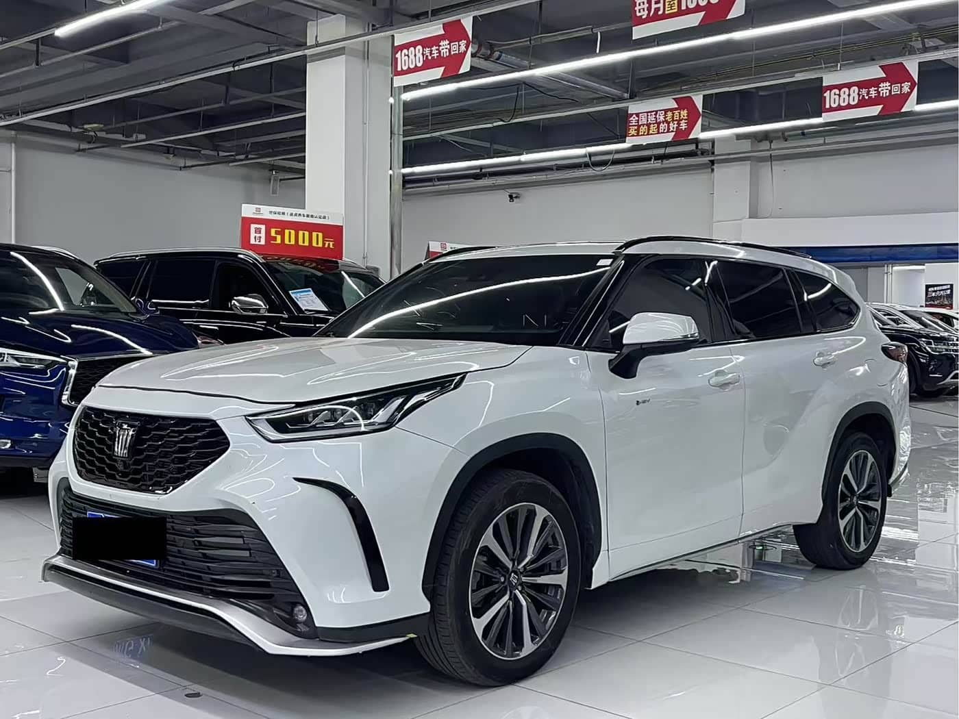 Toyota Crown Kluger
