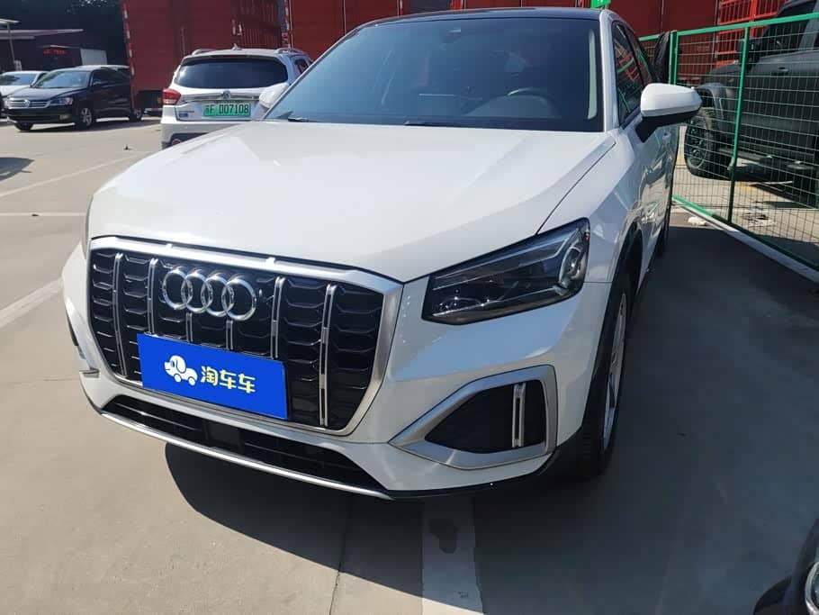 Audi Q2L