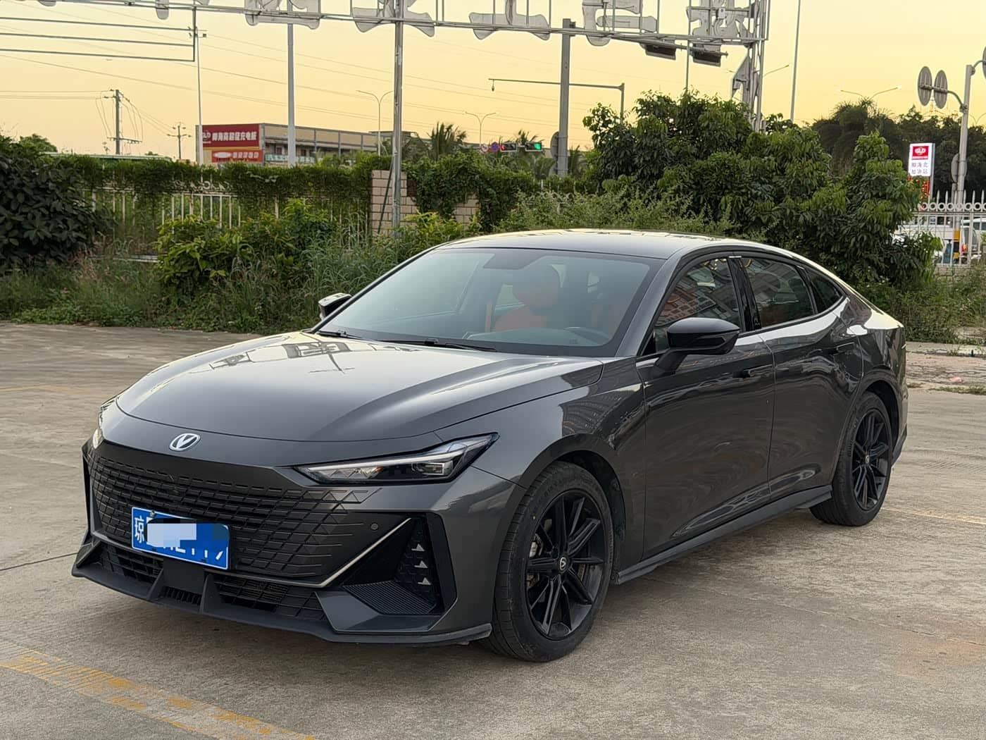 Changan UNI-V