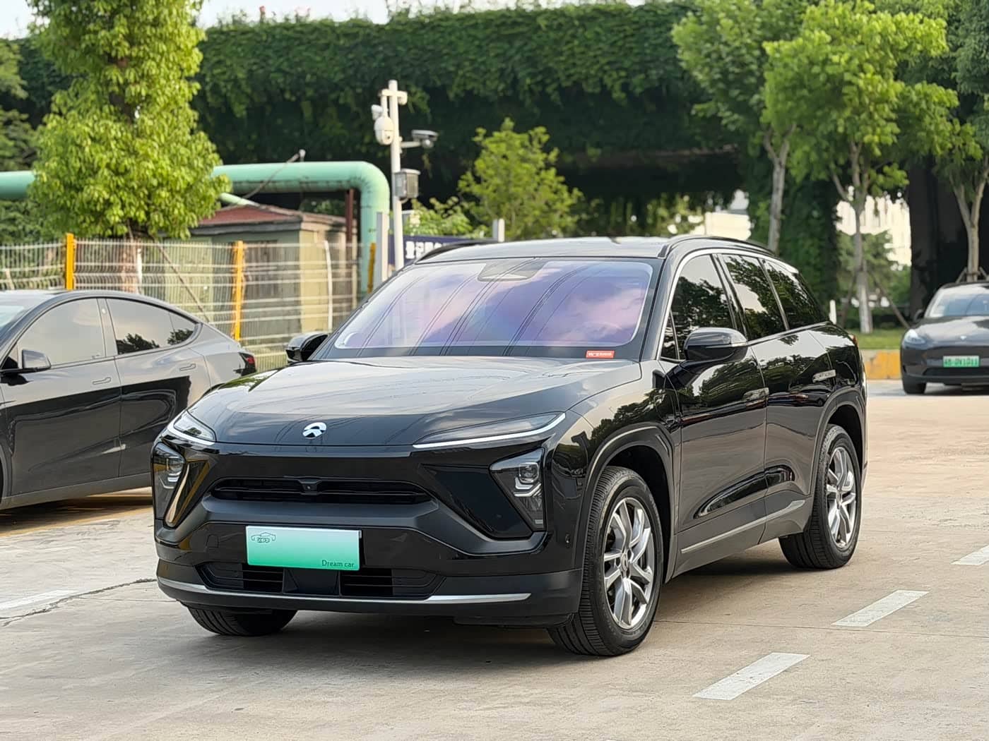NIO ES6