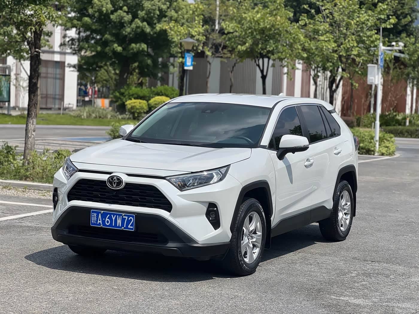 Toyota RAV4 Rongfang