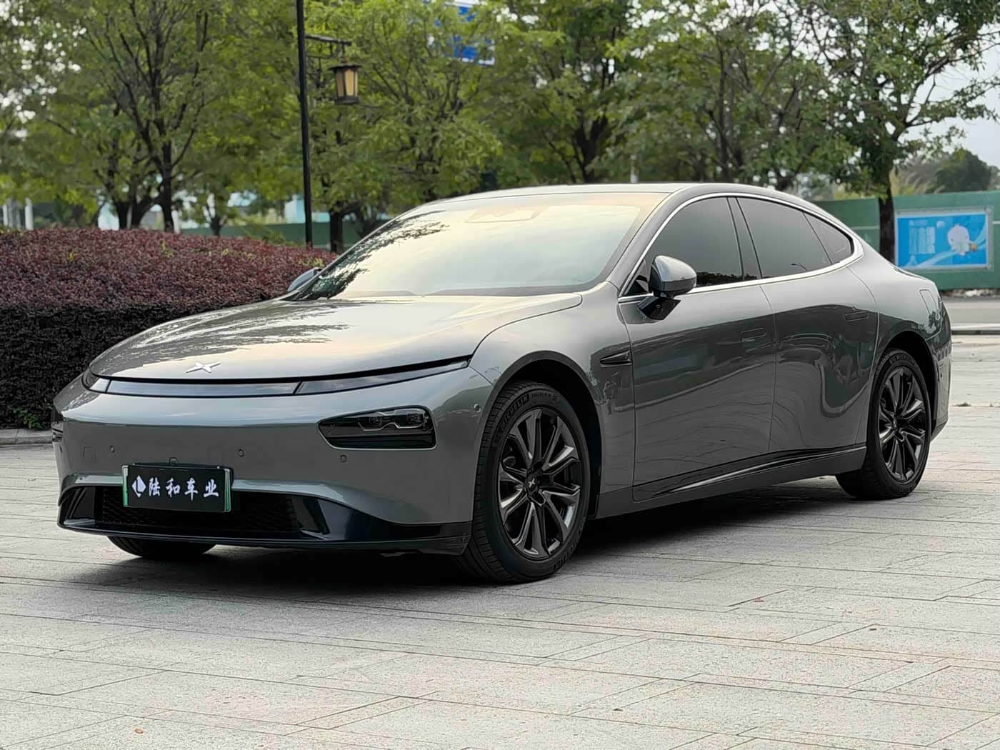 XPeng P7