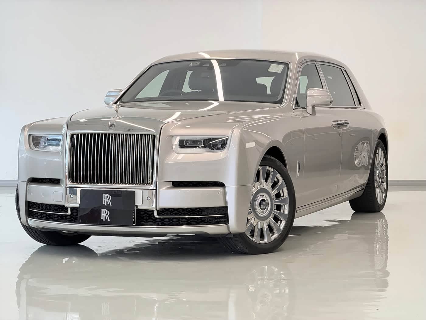 Rolls-Royce Phantom
