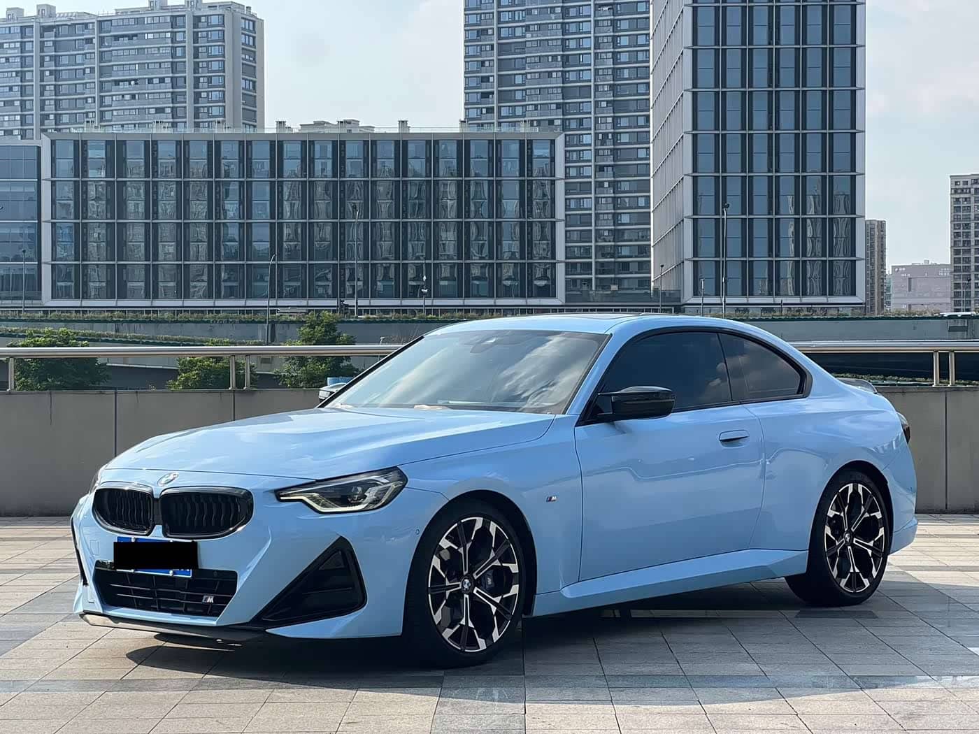 BMW M240i