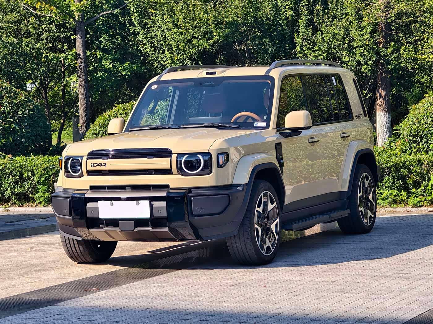 iCAR V27