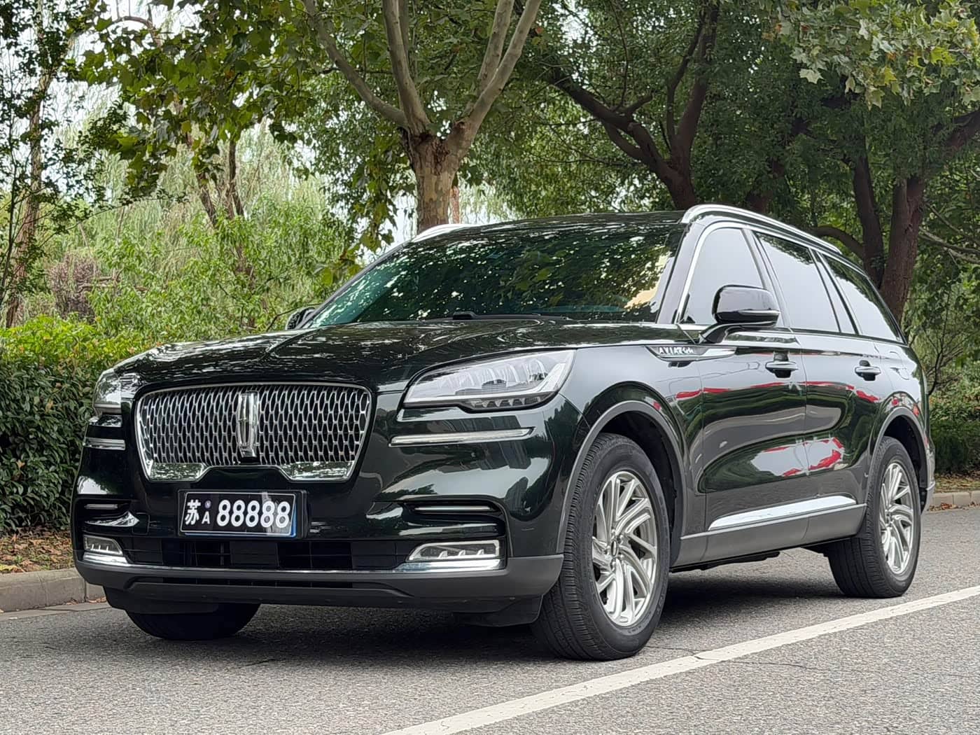 Lincoln Aviator