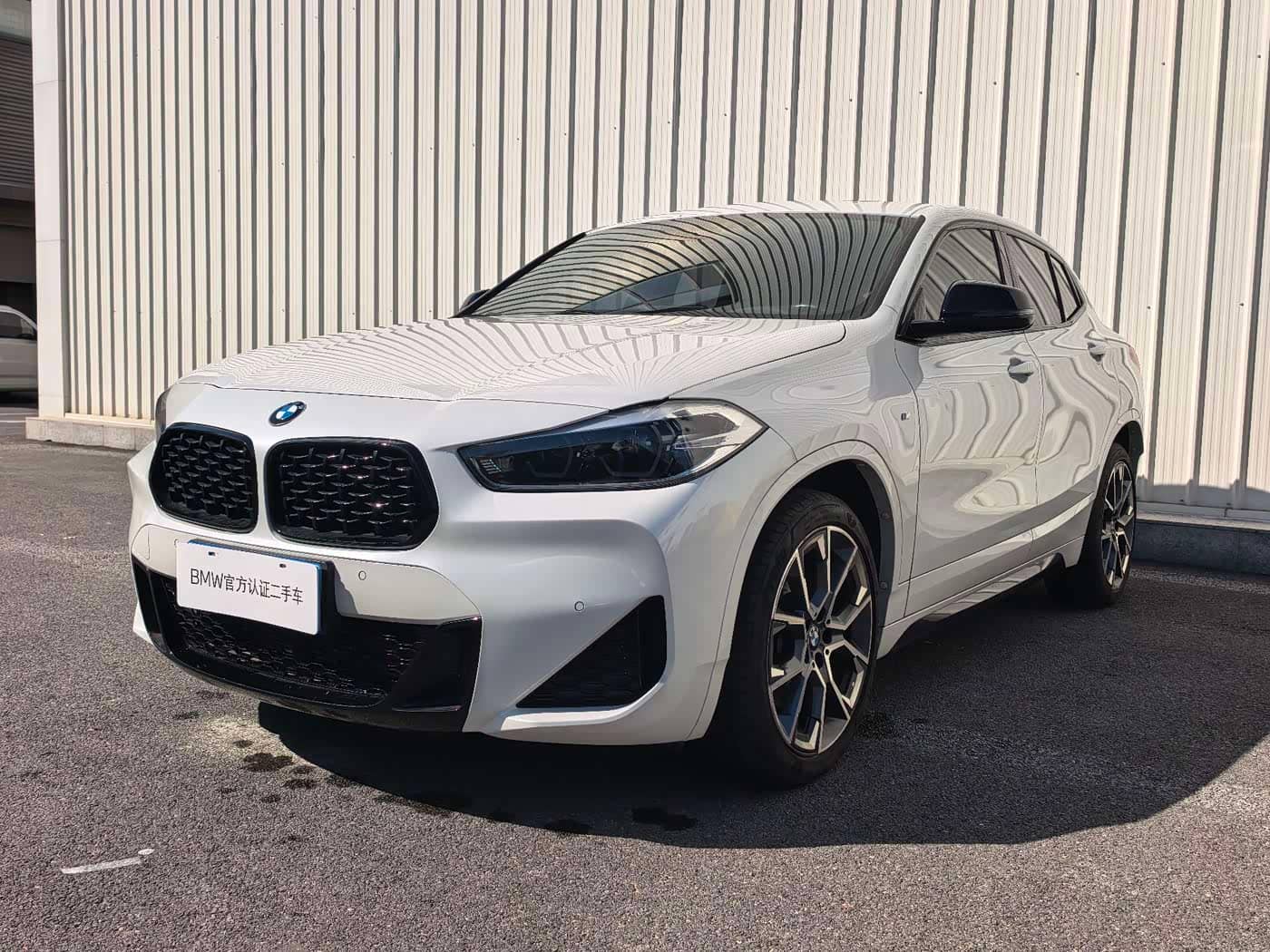 BMW X2