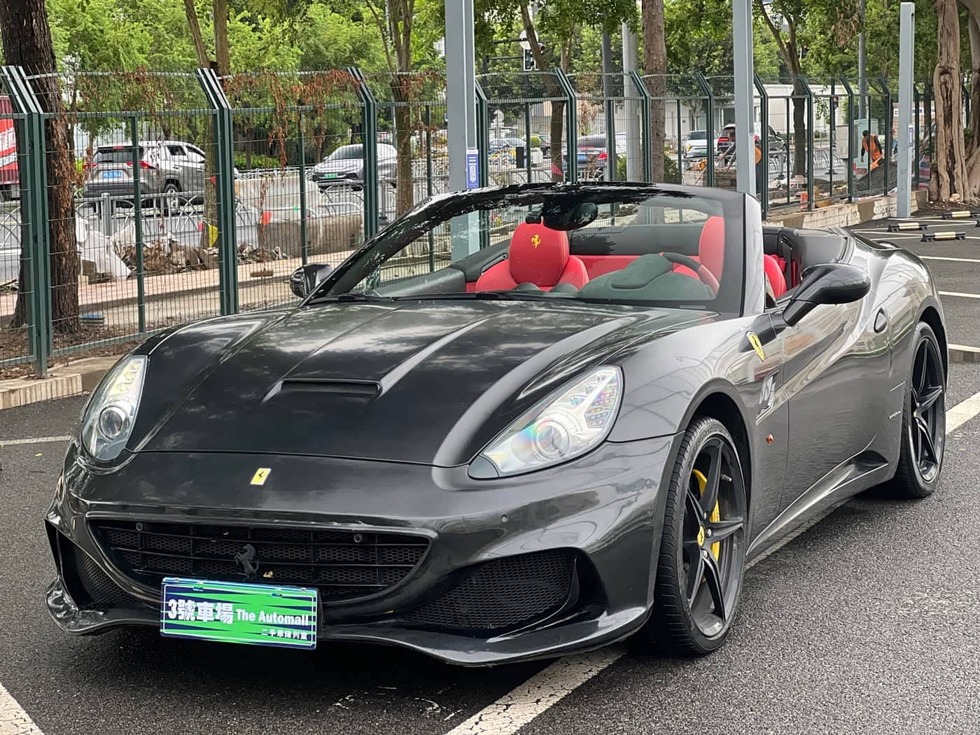 Ferrari California T