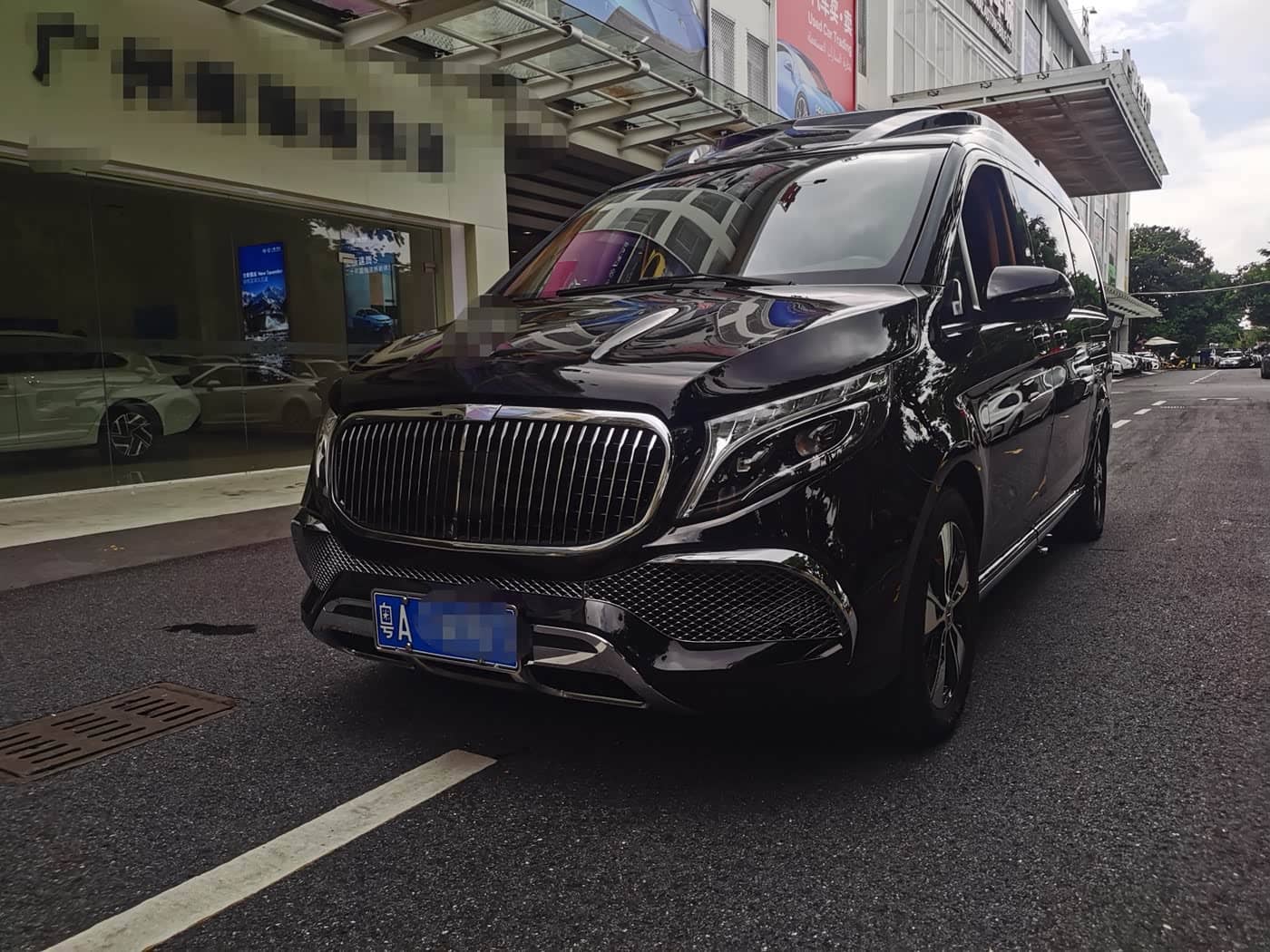 Mercedes-Benz V-Class