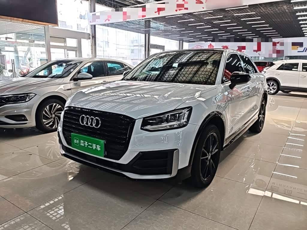Audi Q2L