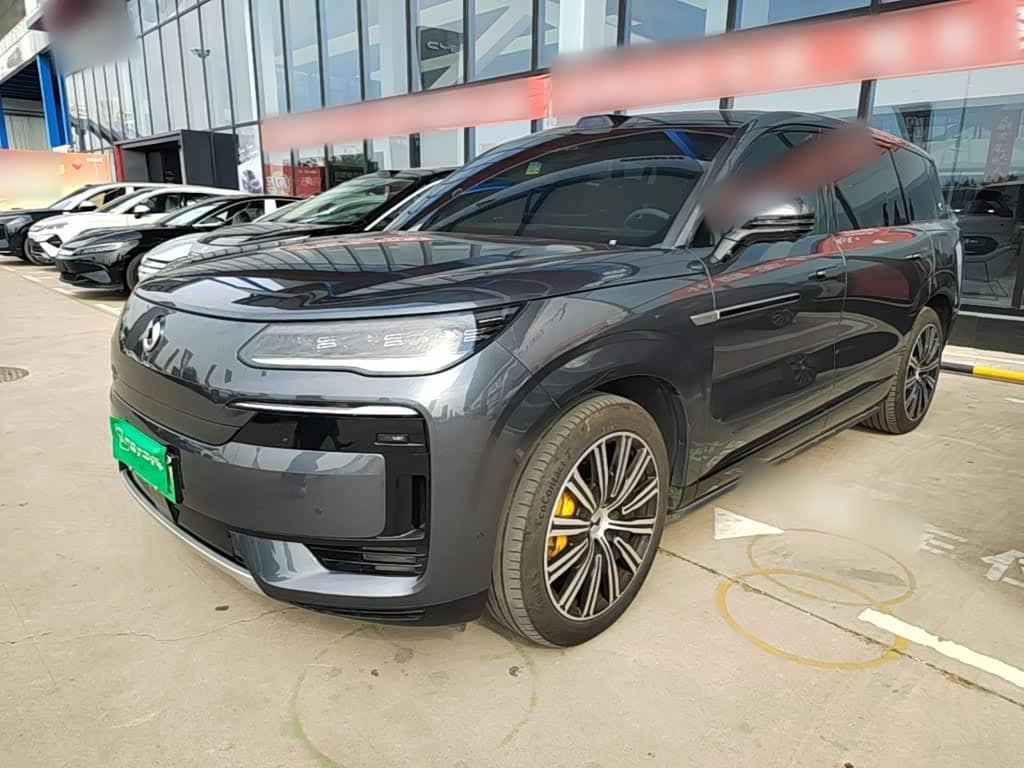 Denza N9