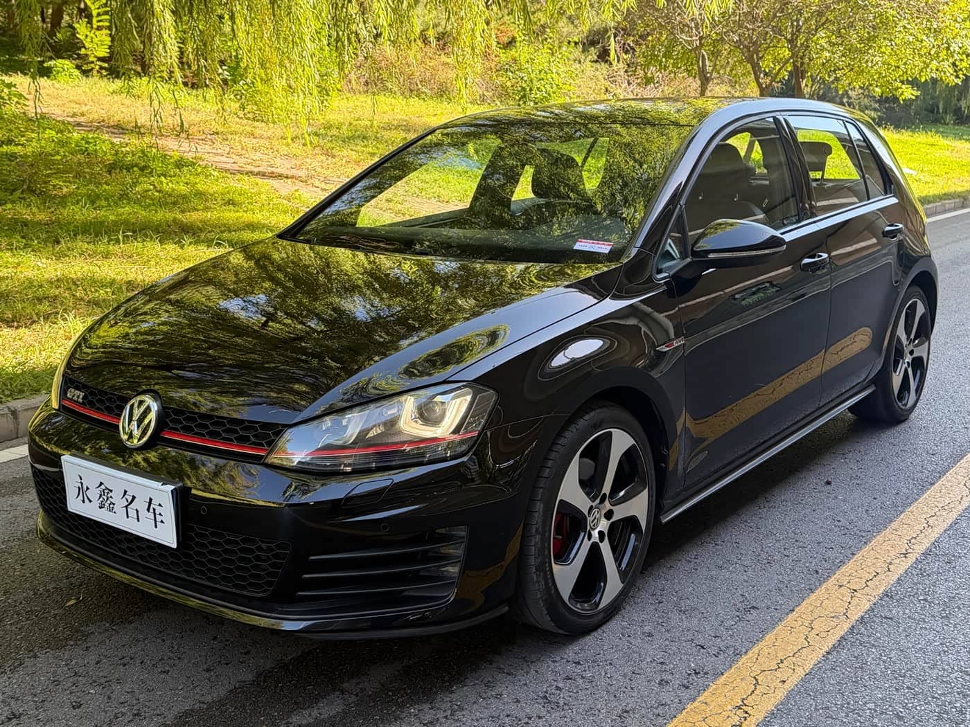 Volkswagen Golf GTI