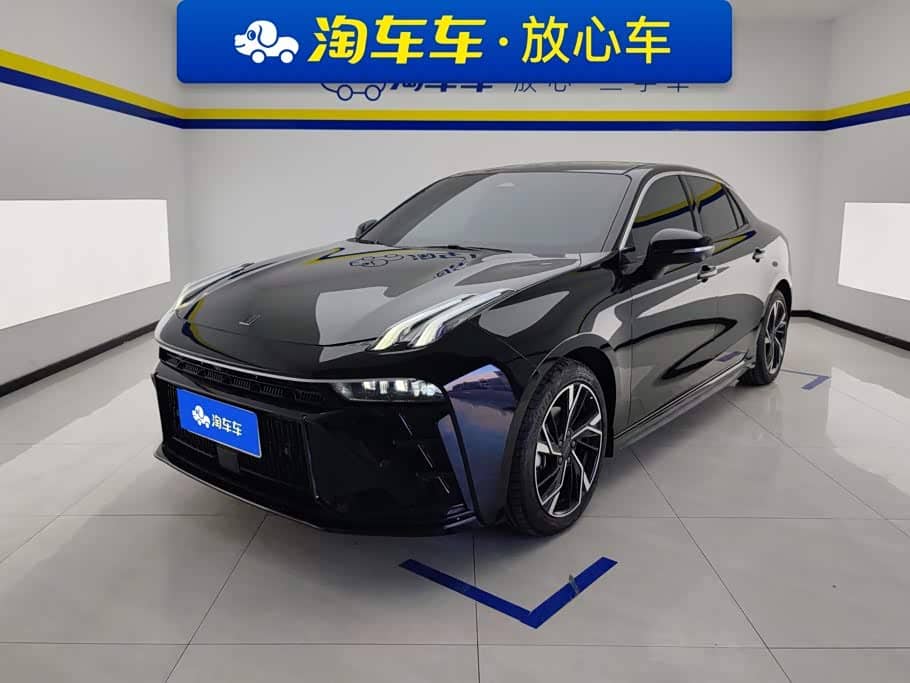 Lynk & Co 03