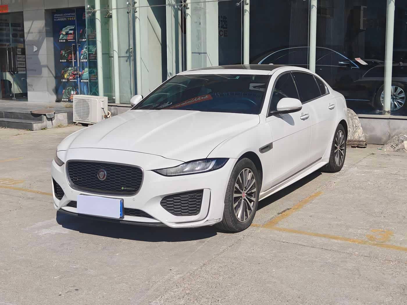 Jaguar XEL