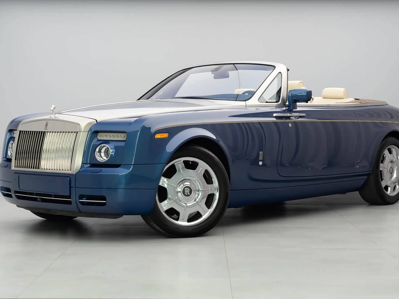 Rolls-Royce Phantom