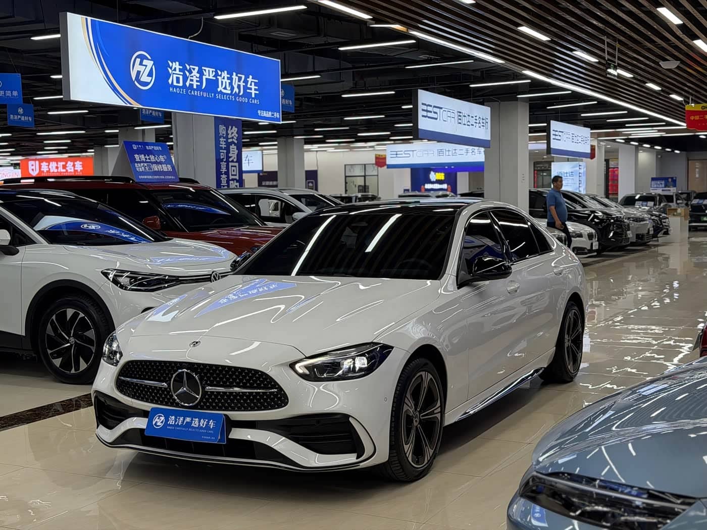 Mercedes-Benz C-Class