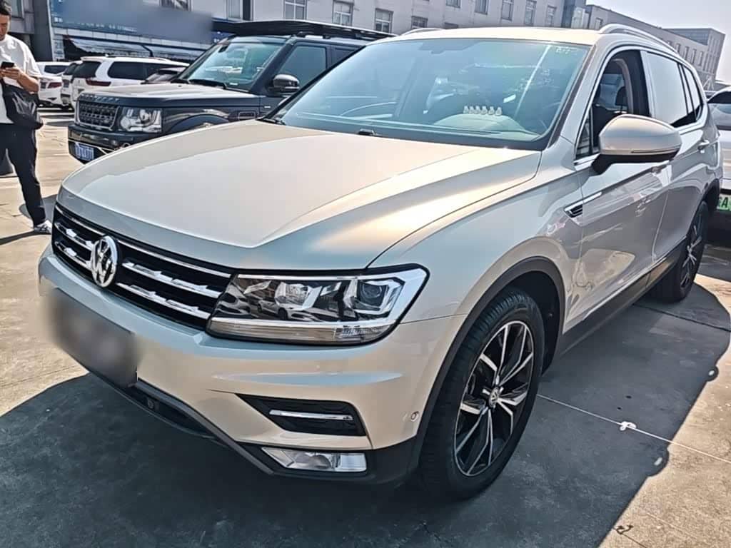 Volkswagen Tiguan L