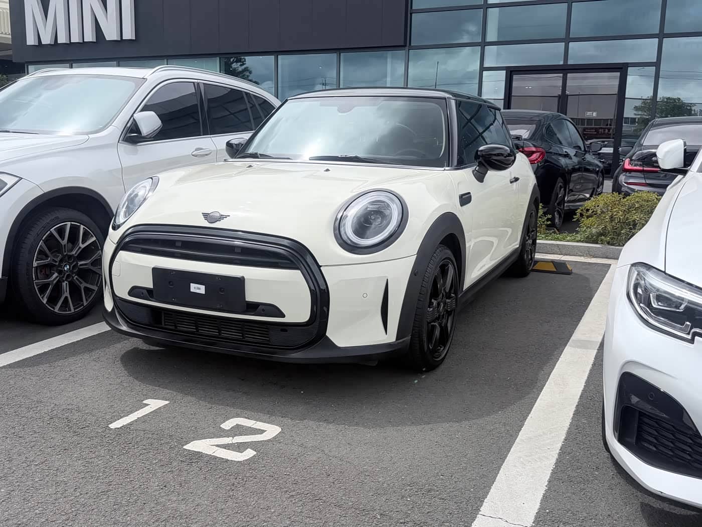 MINI MINI
