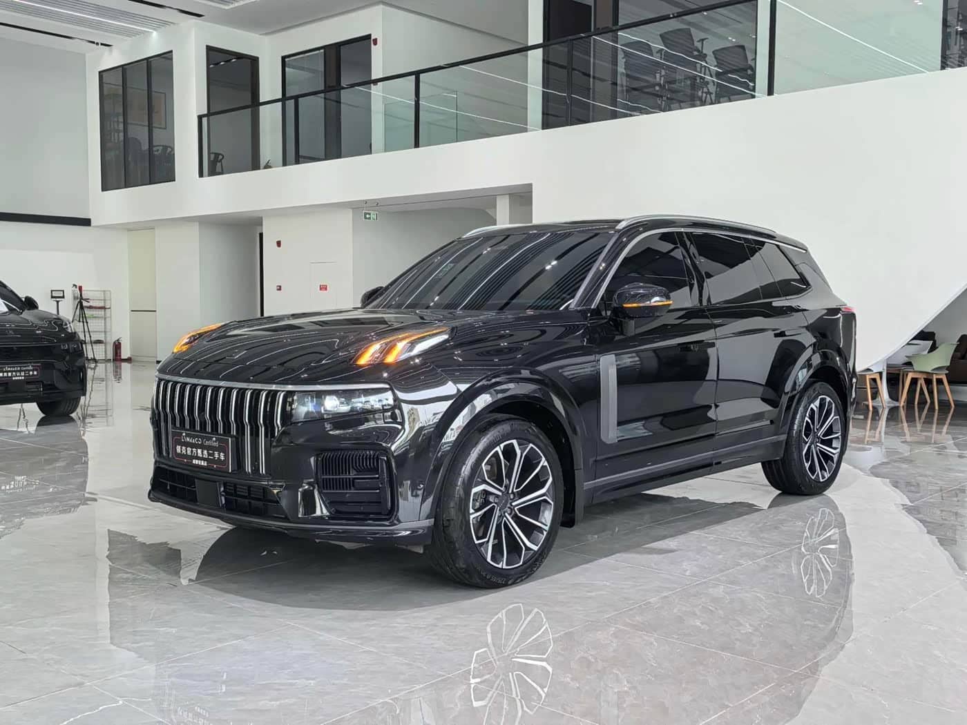 Lynk & Co 09