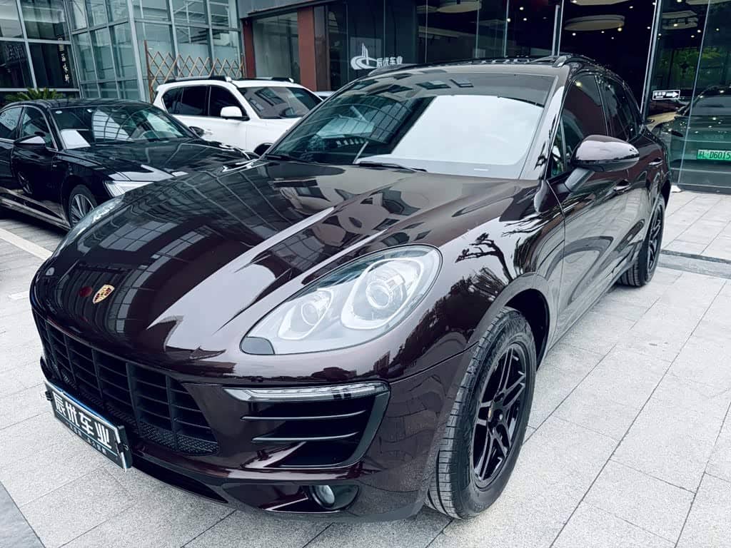 Porsche Macan