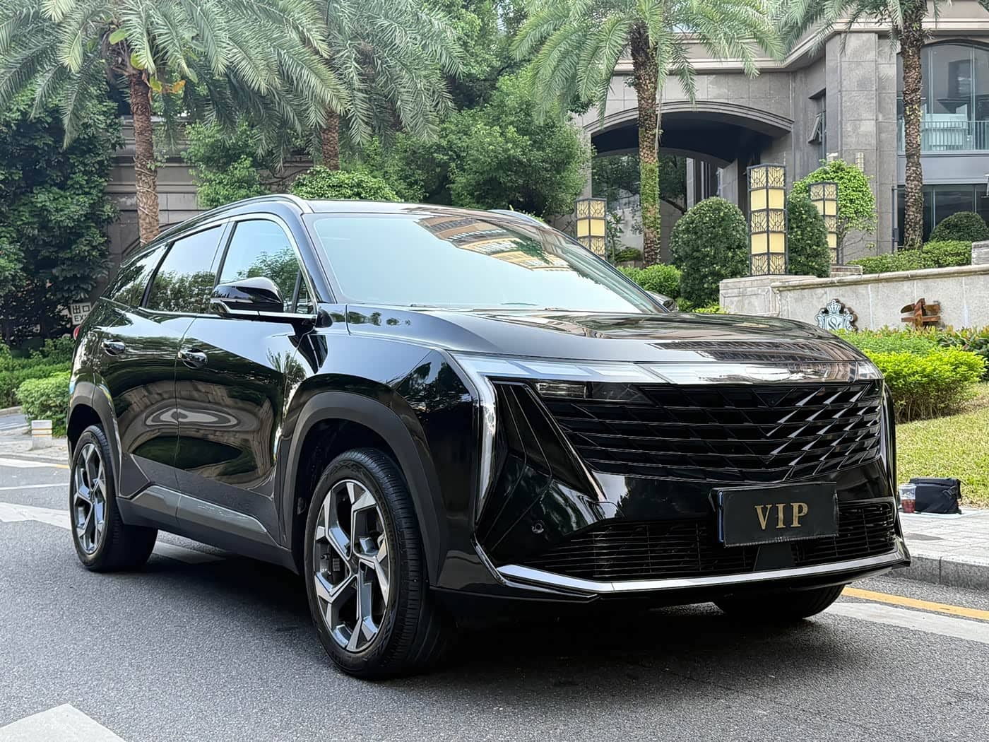 Geely Boyue L