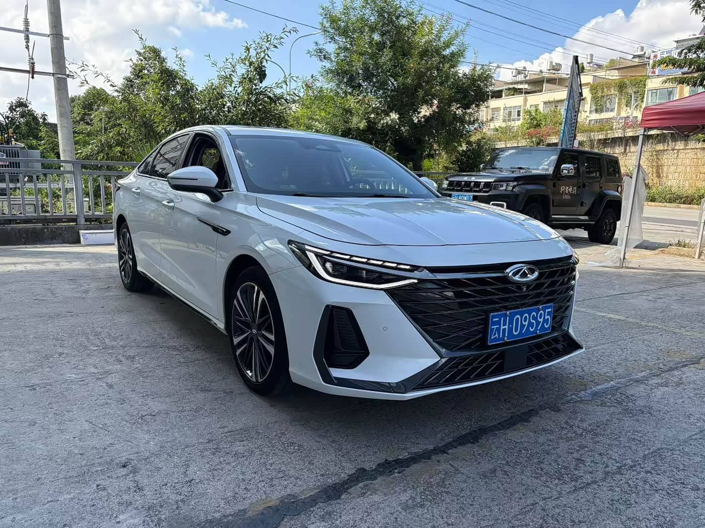 Chery Arrizo 8