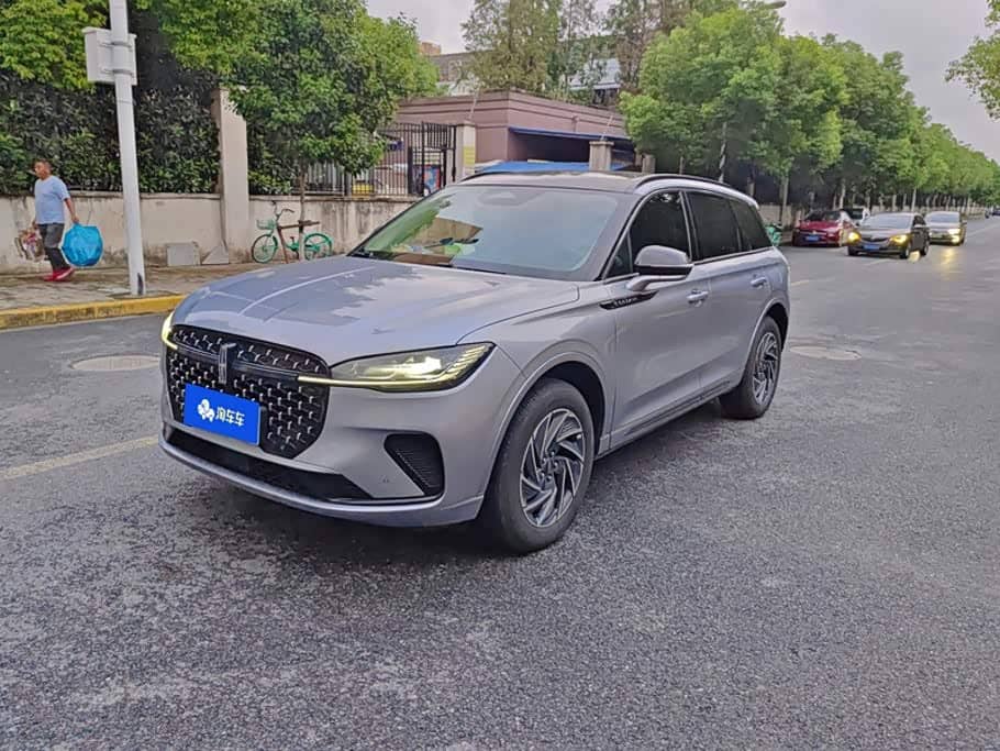 Lincoln Adventurer