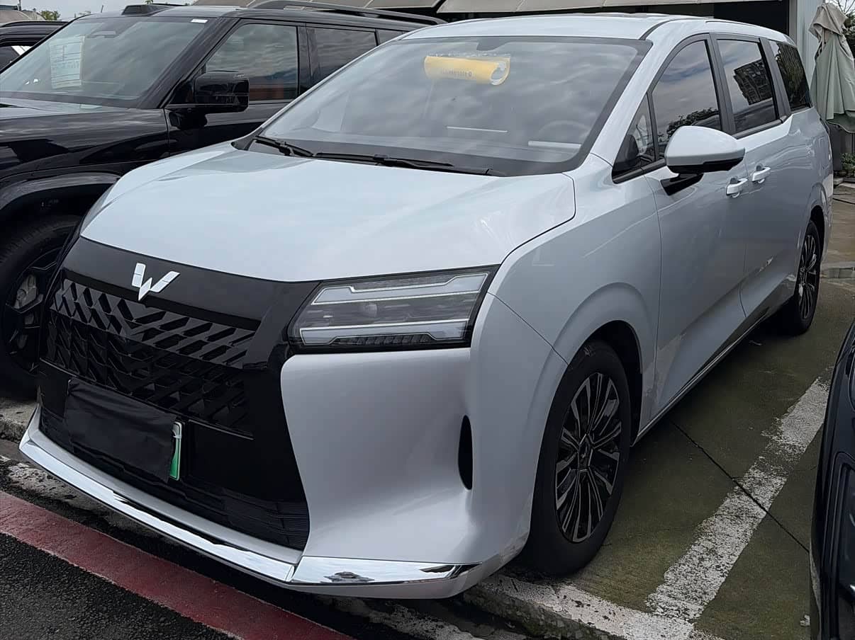 Wuling Motors Xingguang 730 New Energy