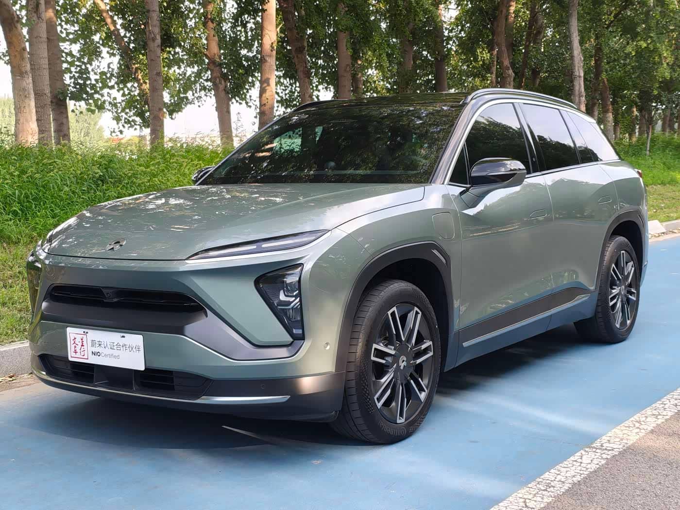 NIO ES6