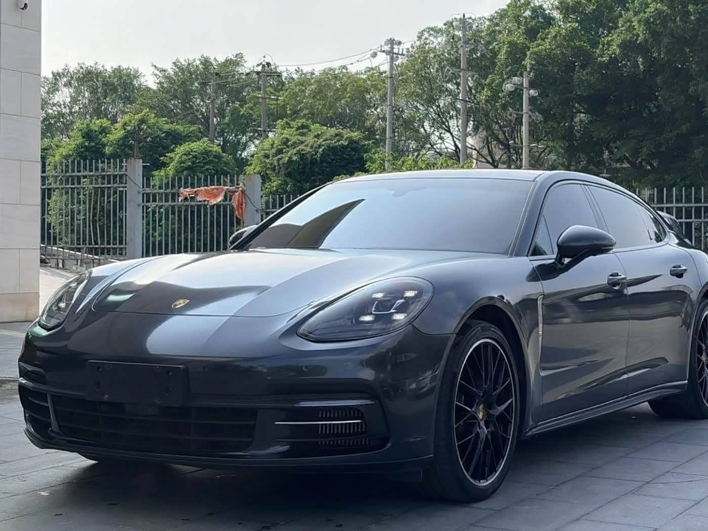 Porsche Panamera