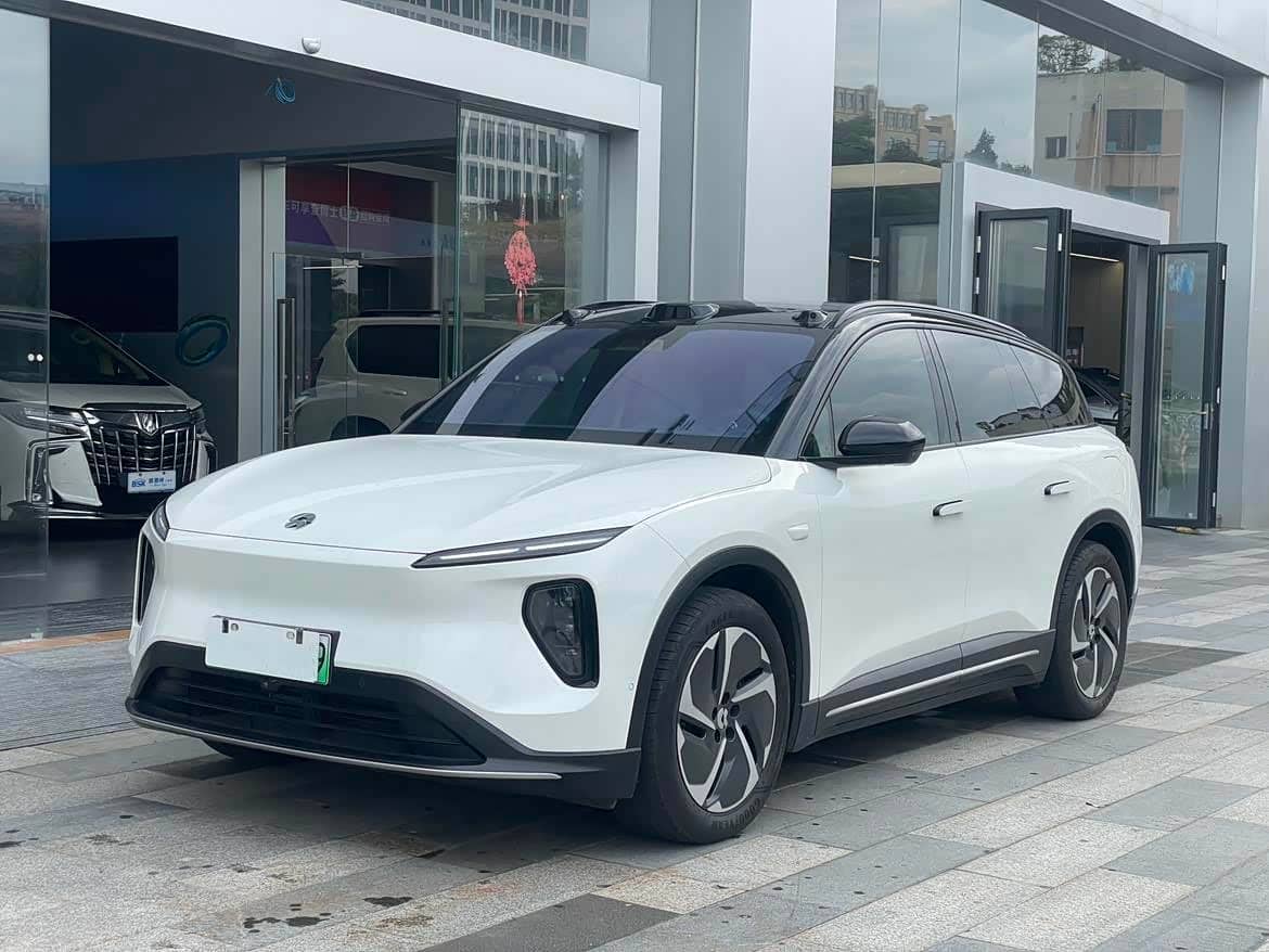 NIO ES6
