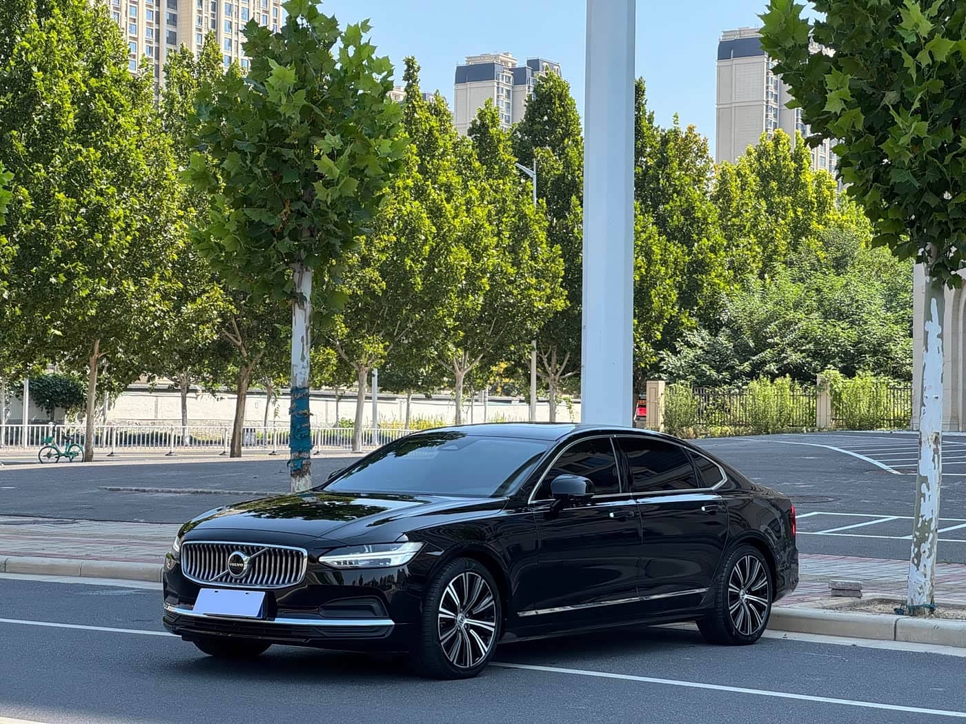 Volvo S90