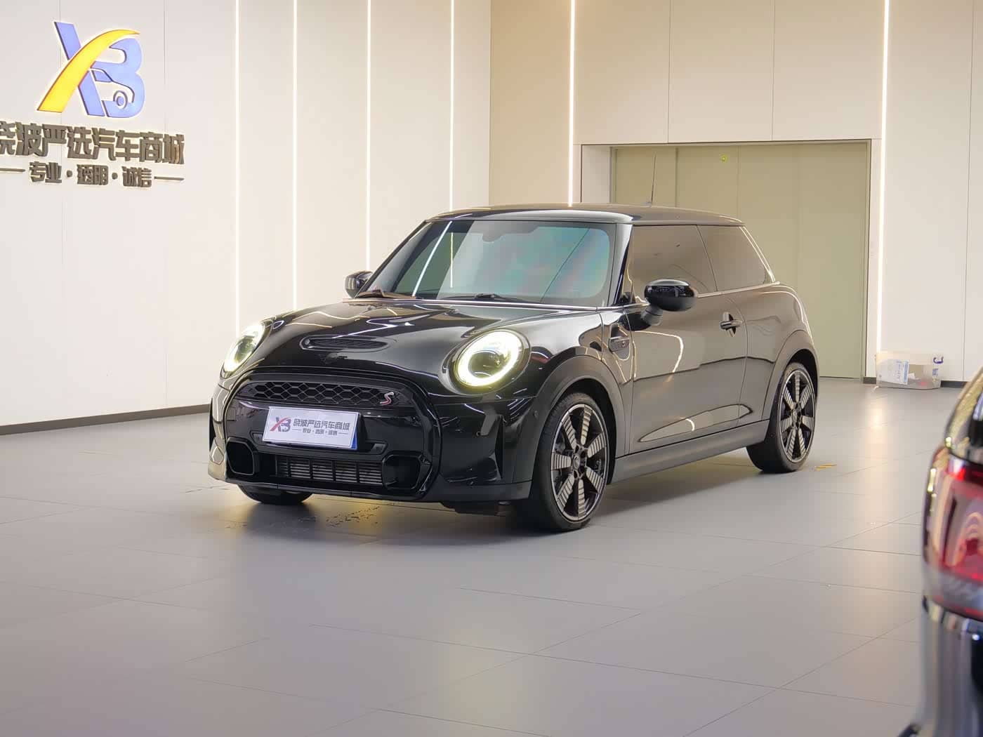 MINI MINI