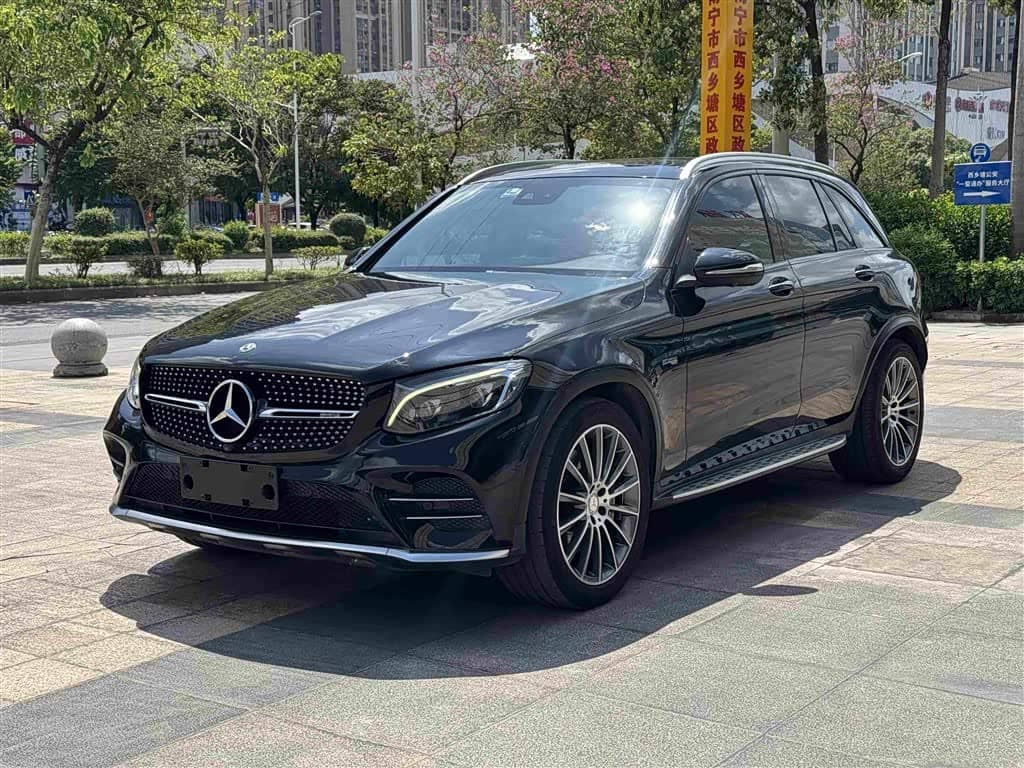 Mercedes-Benz GLC AMG