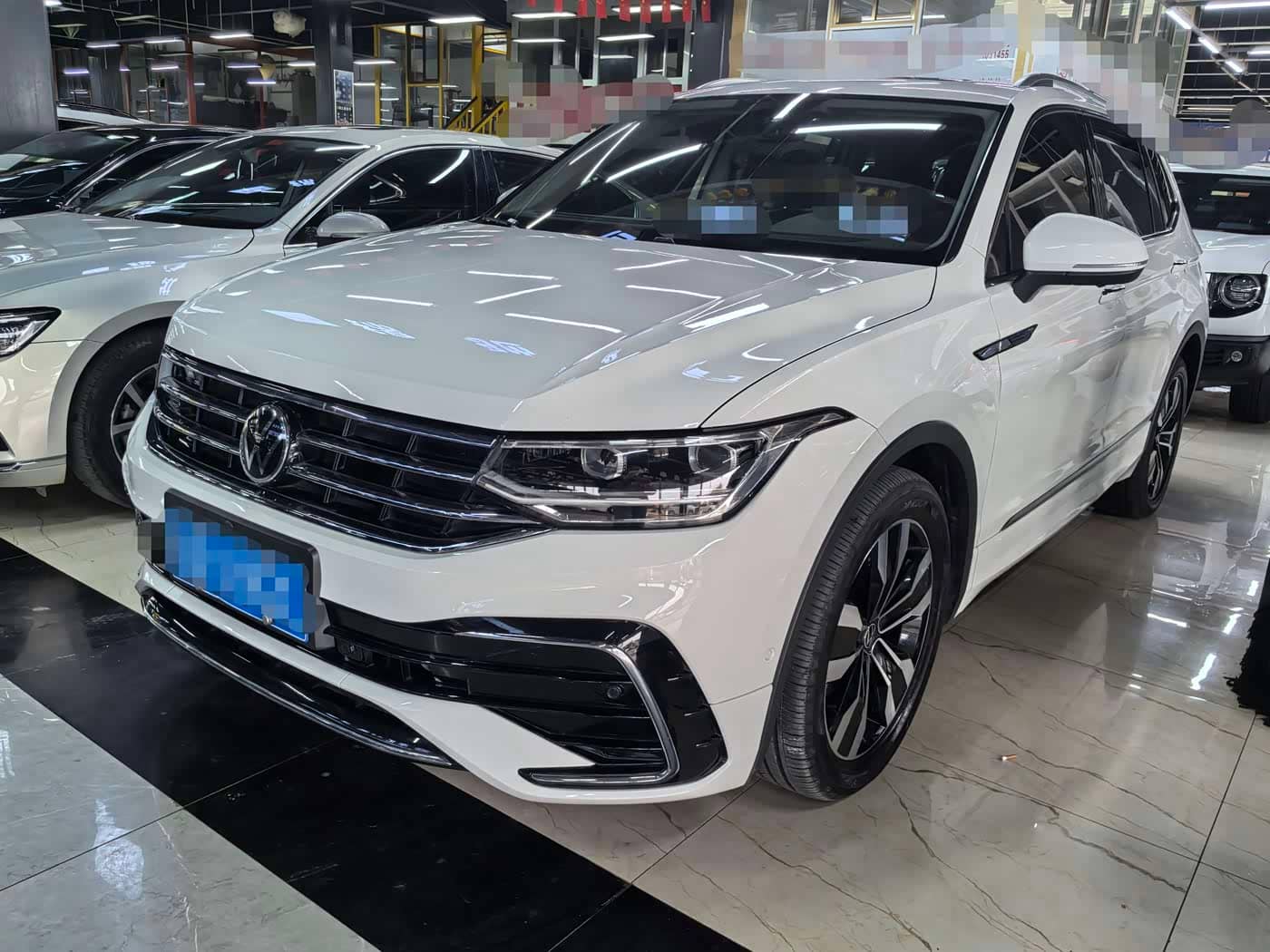 Volkswagen Tiguan L