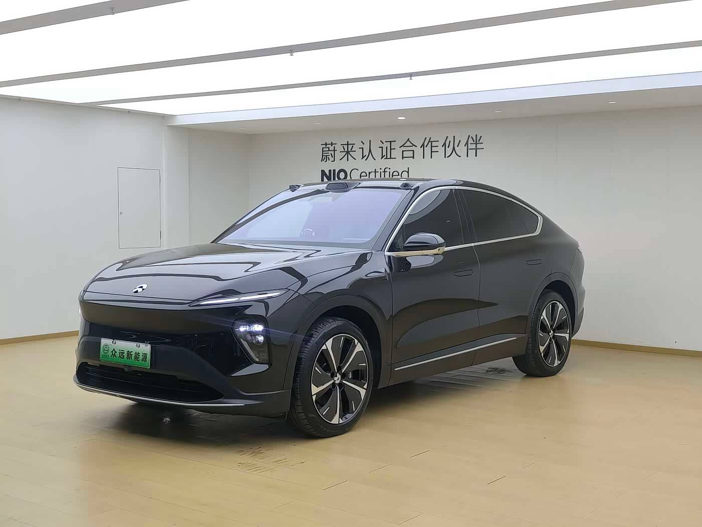 NIO EC7