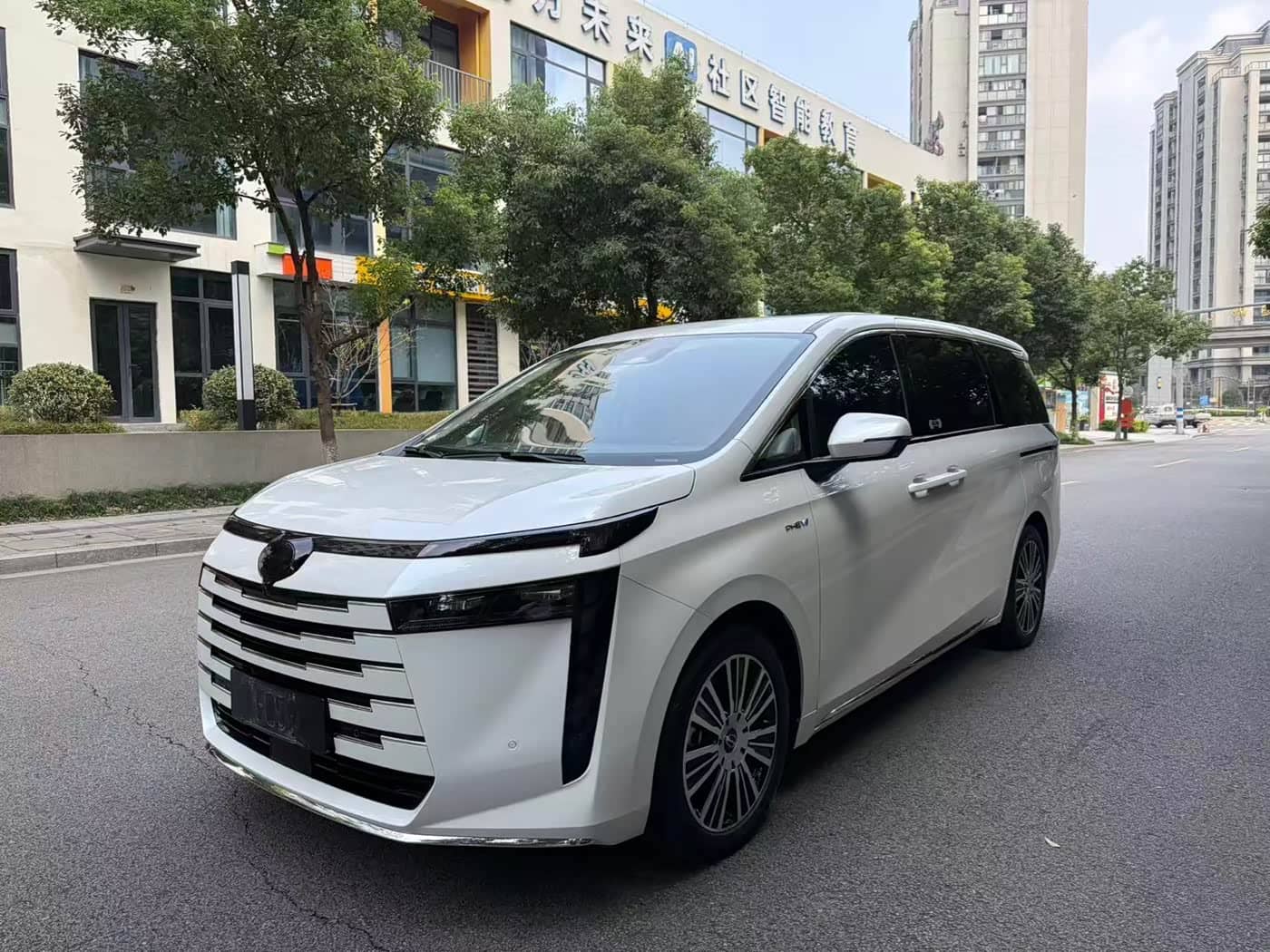 GAC Trumpchi Trumpchi E8 NEV