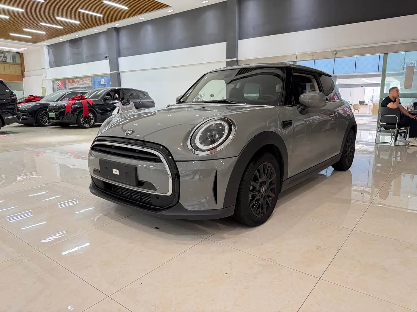 MINI MINI