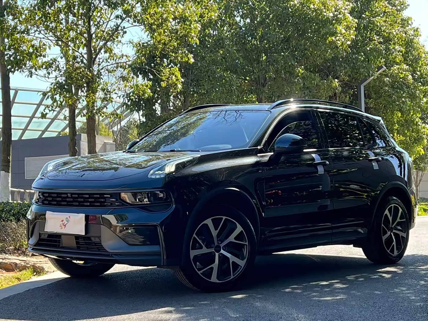 Lynk & Co 01