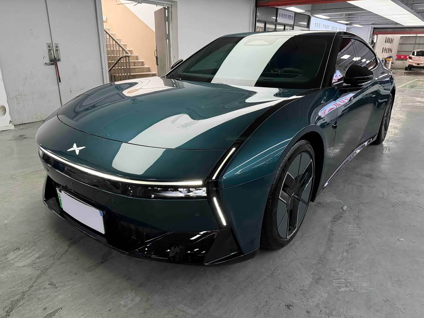 XPeng P7