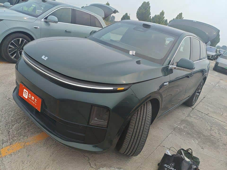 Li Auto L6