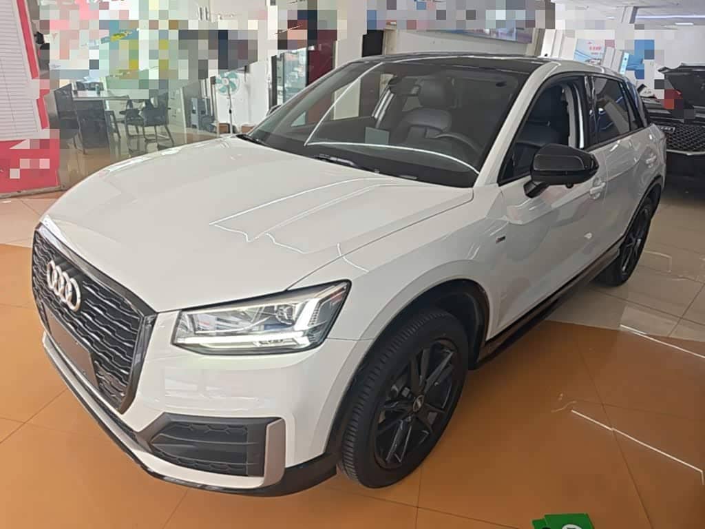 Audi Q2L