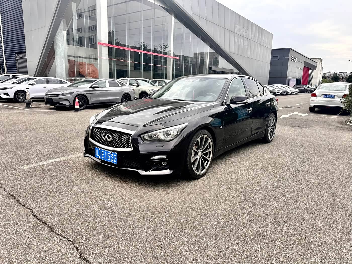 Infiniti Q50