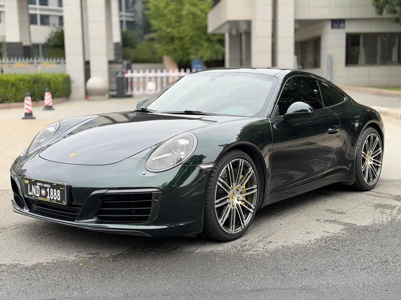 Porsche 911