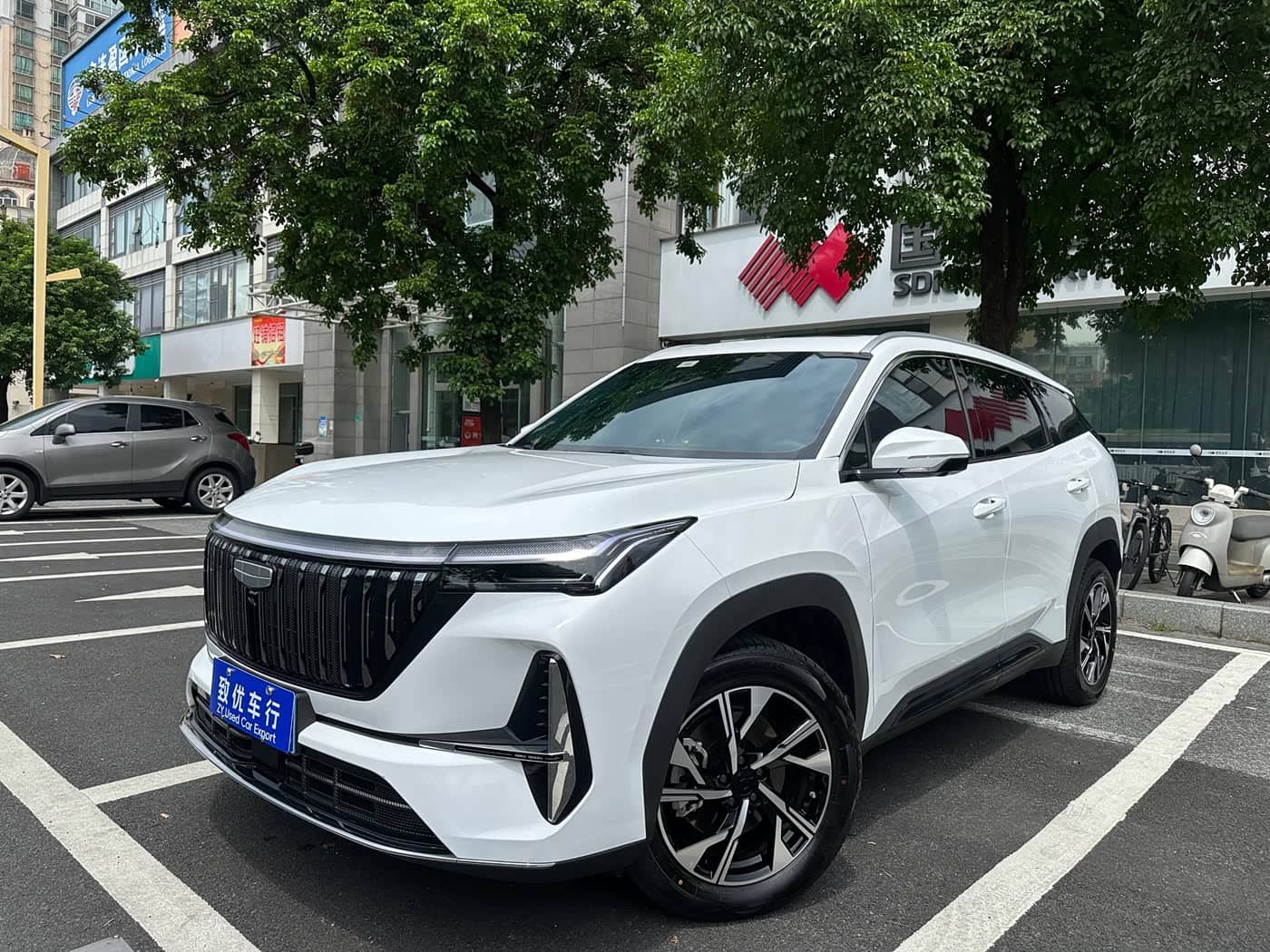 Geely Boyue L