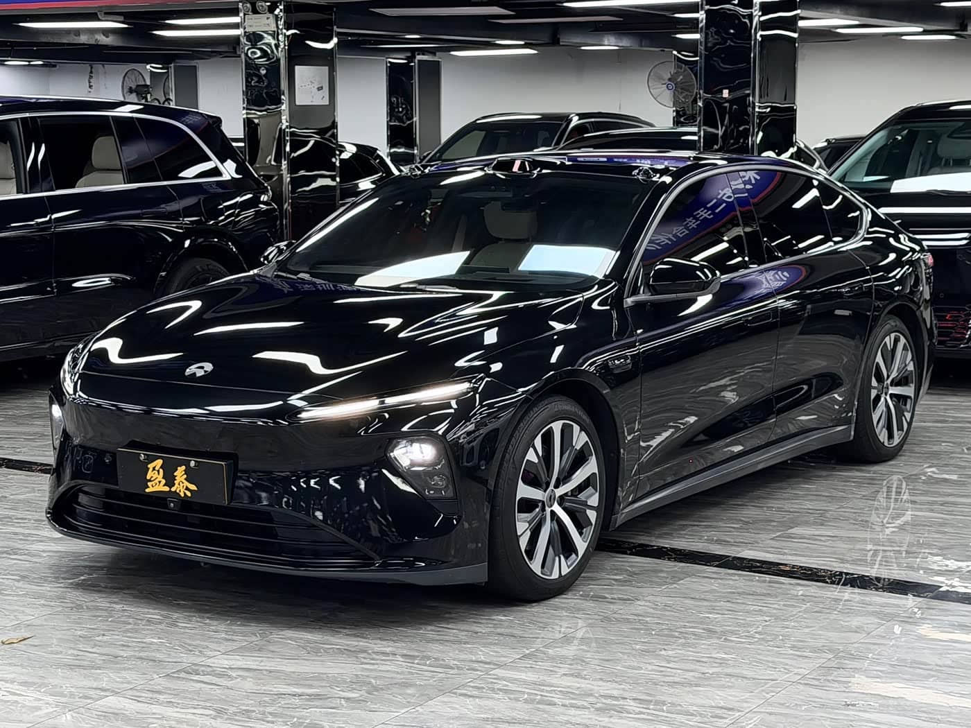 NIO ET7
