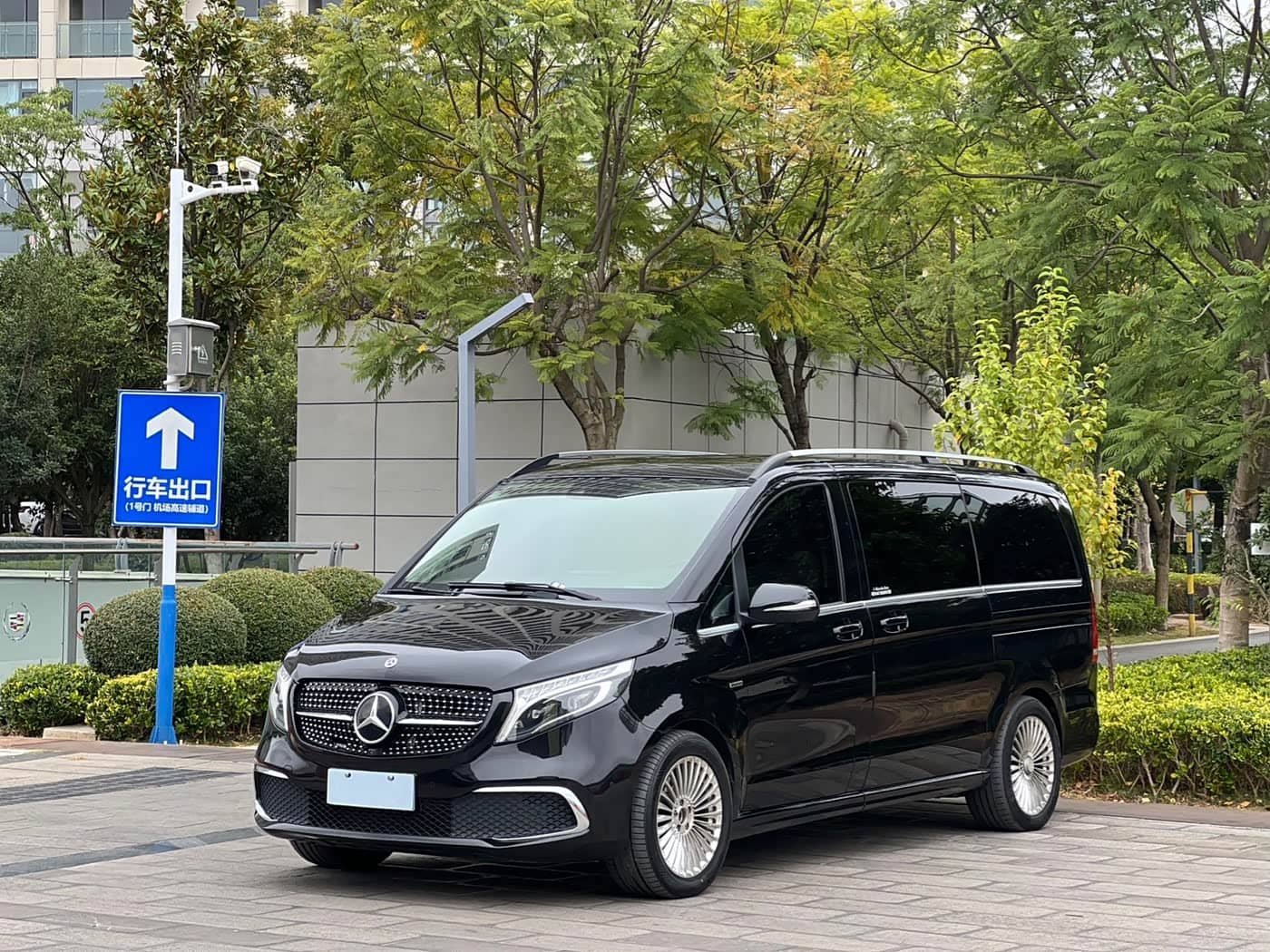 Mercedes-Benz V-Class